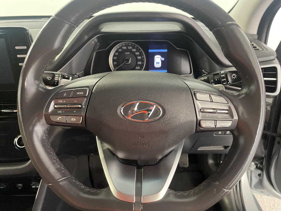 Photo '28' of Hyundai Ioniq Photo '28' of Hyundai Ioniq