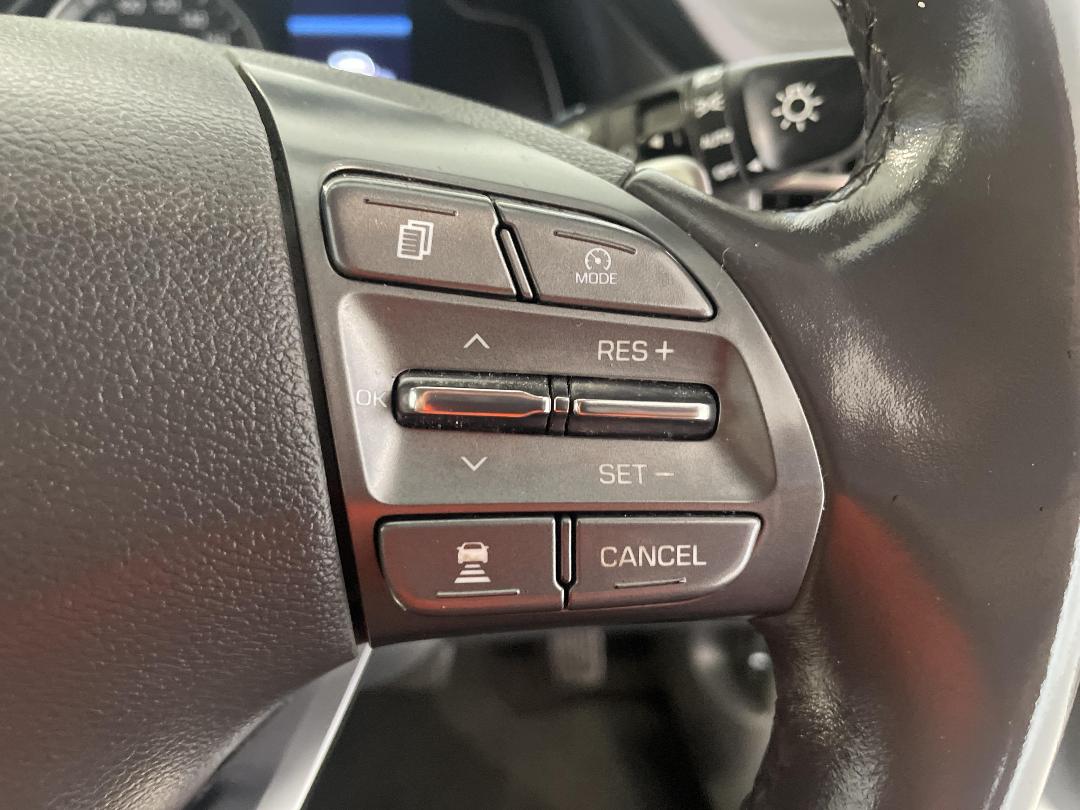 Photo '26' of Hyundai Ioniq Photo '26' of Hyundai Ioniq