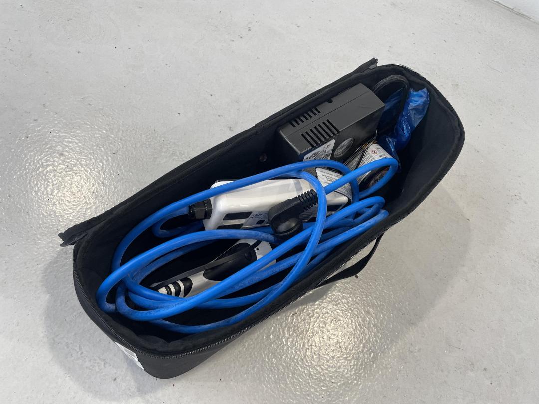 Photo '38' of Hyundai Ioniq Photo '38' of Hyundai Ioniq