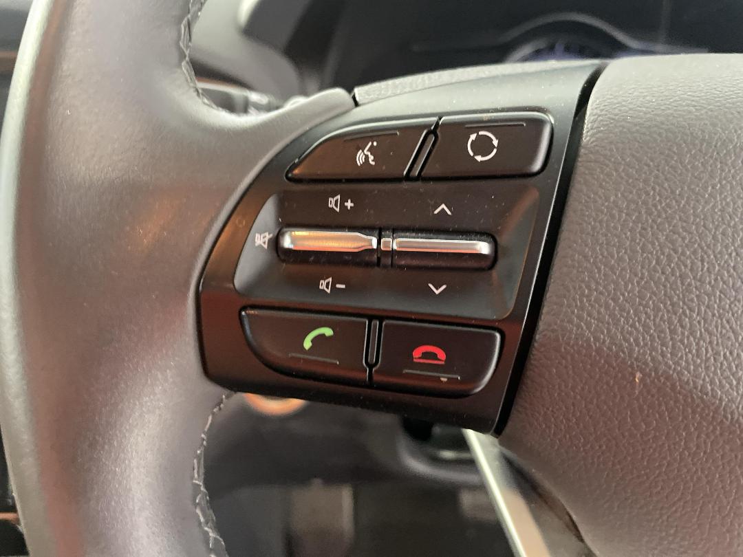 Photo '27' of Hyundai Ioniq Photo '27' of Hyundai Ioniq