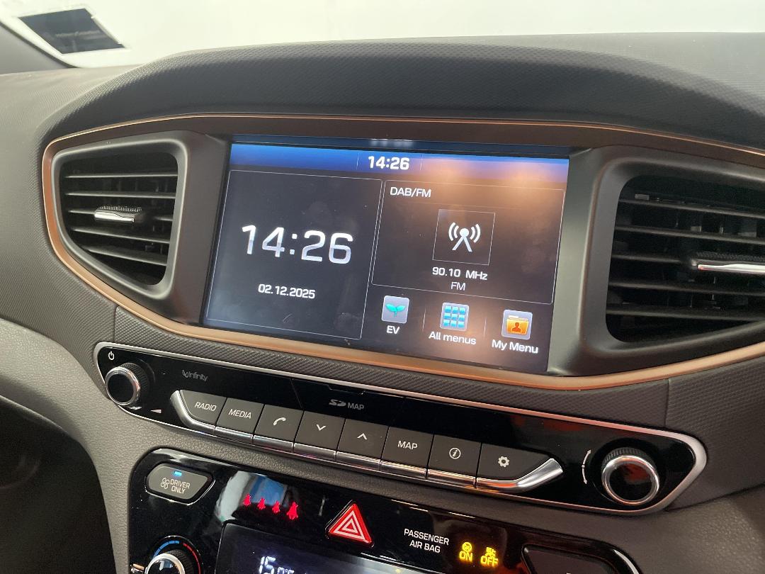 Photo '29' of Hyundai Ioniq Photo '29' of Hyundai Ioniq