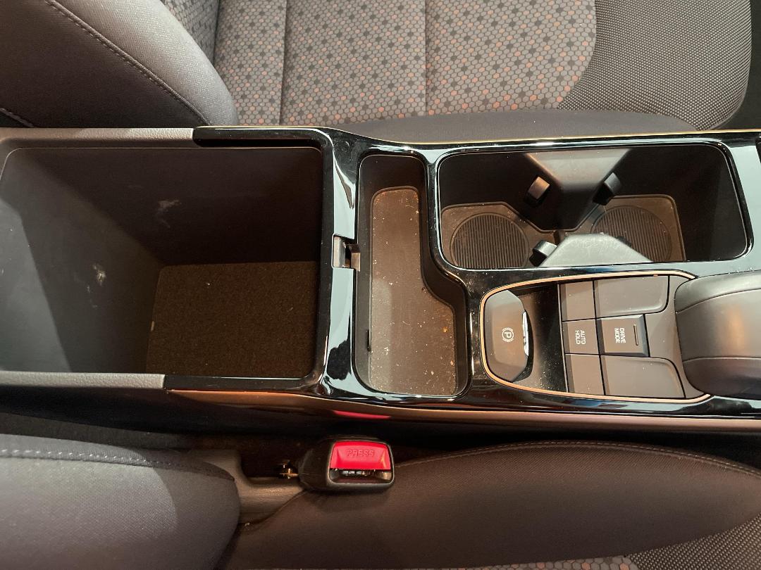 Photo '33' of Hyundai Ioniq Photo '33' of Hyundai Ioniq