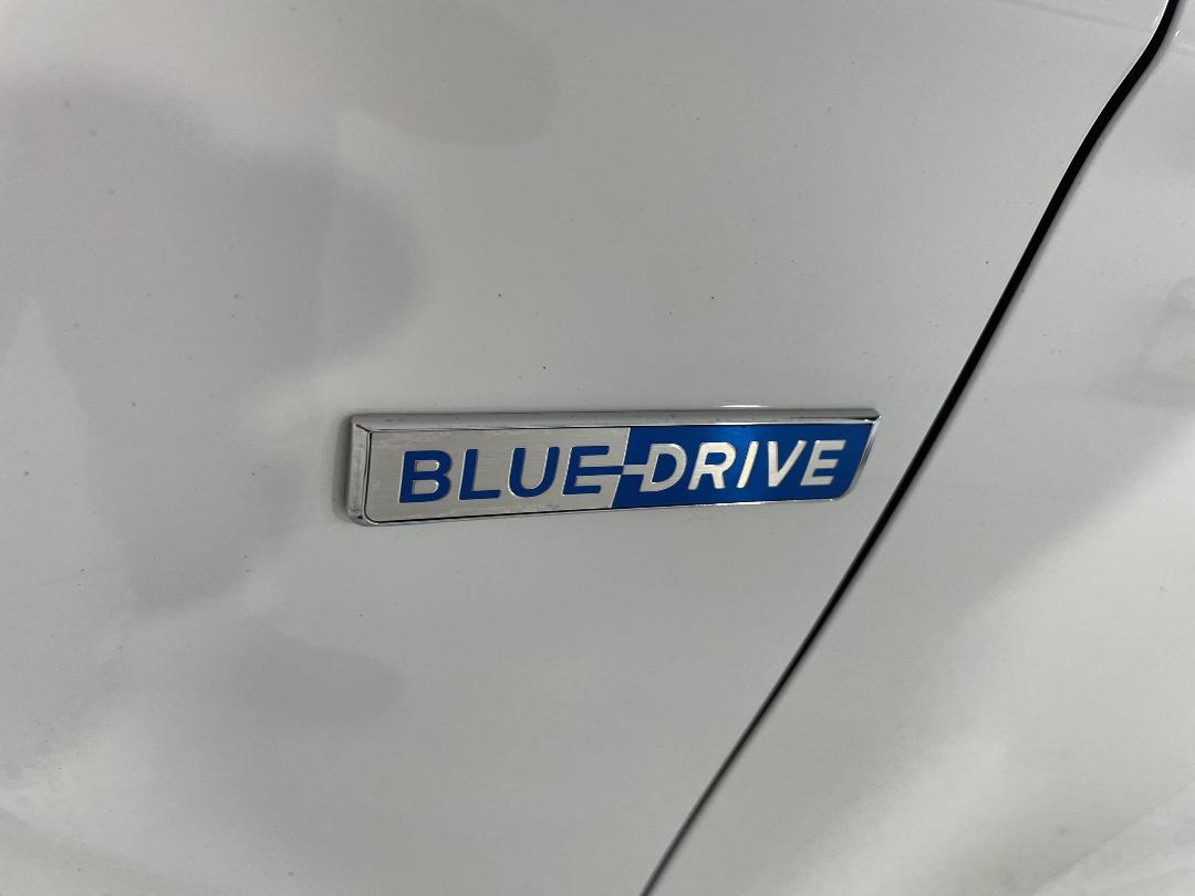 Photo '36' of Hyundai Ioniq Photo '36' of Hyundai Ioniq