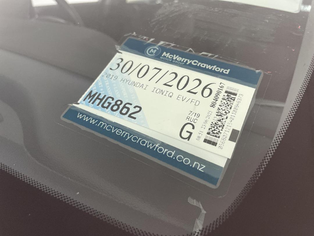 Photo '35' of Hyundai Ioniq Photo '35' of Hyundai Ioniq