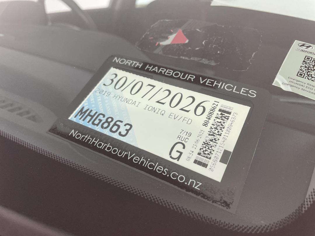 Photo '35' of Hyundai Ioniq Photo '35' of Hyundai Ioniq