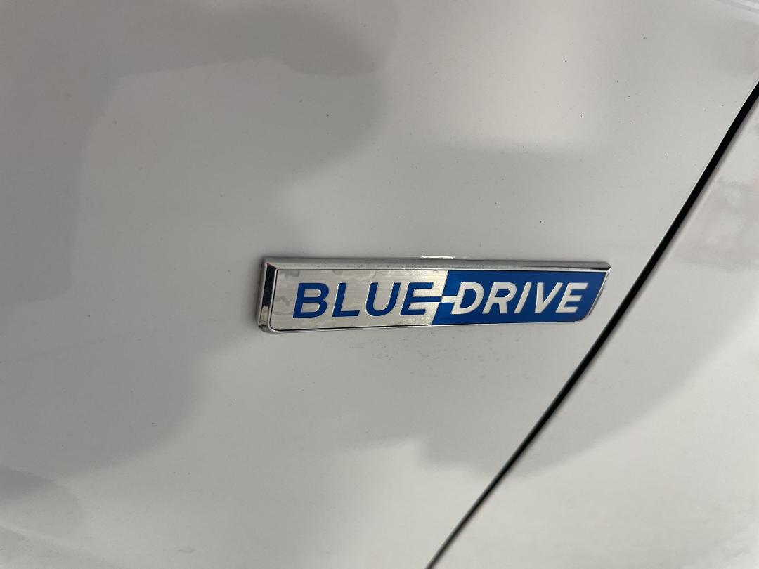 Photo '36' of Hyundai Ioniq Photo '36' of Hyundai Ioniq