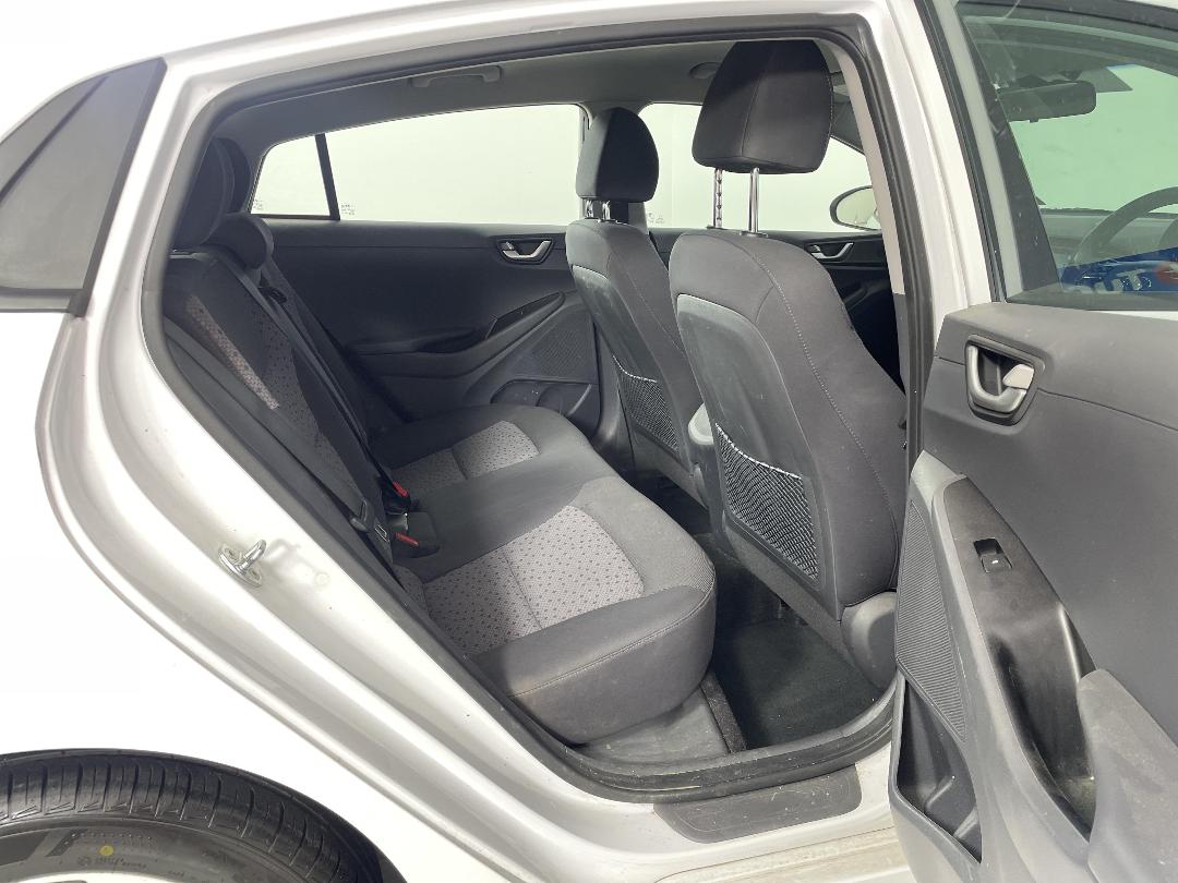 Photo '20' of Hyundai Ioniq