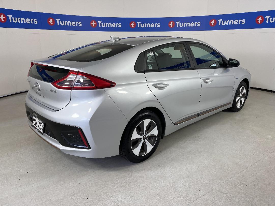 Photo '7' of Hyundai Ioniq