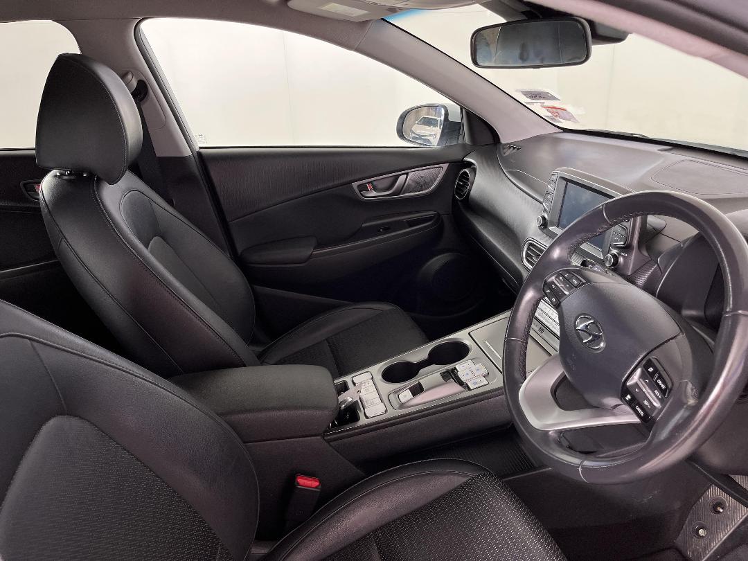 Photo '16' of Hyundai Kona