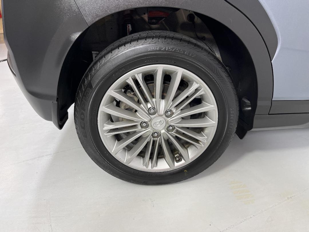 Photo '12' of Hyundai Kona Photo '12' of Hyundai Kona