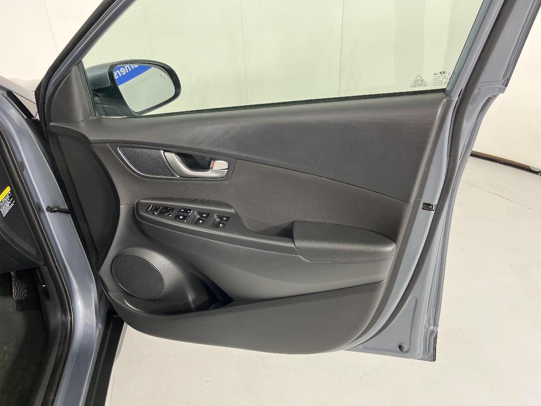 Photo '15' of Hyundai Kona Photo '15' of Hyundai Kona