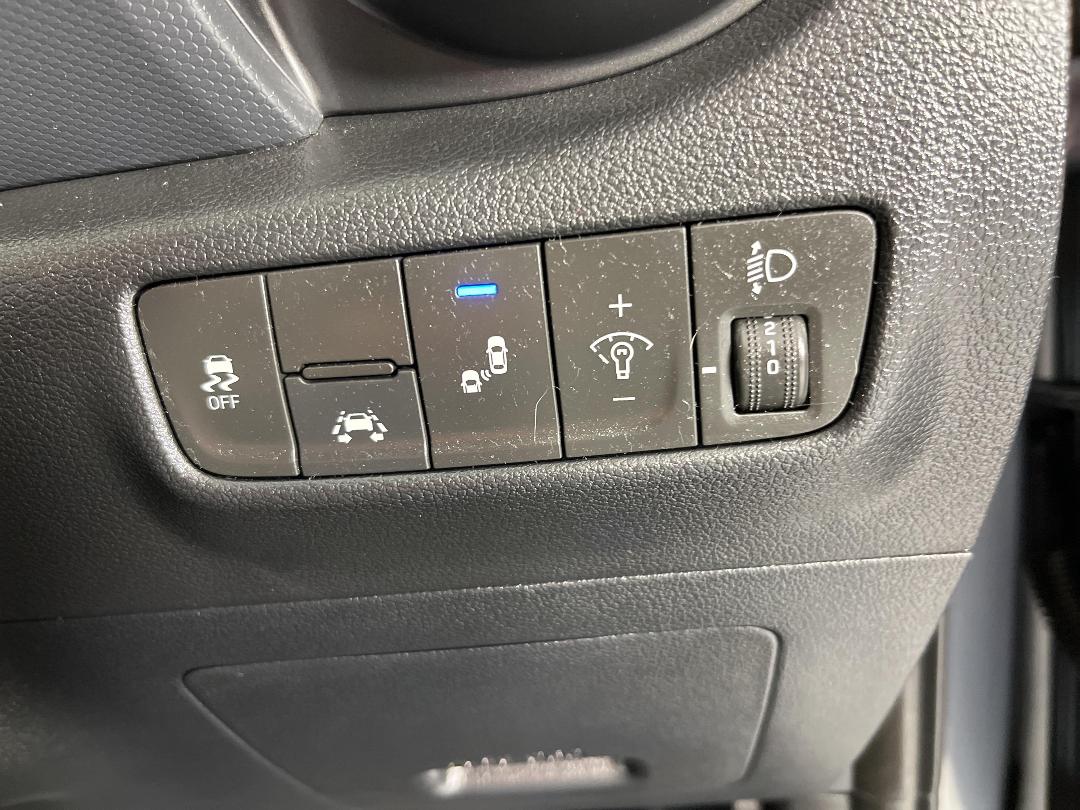 Photo '27' of Hyundai Kona Photo '27' of Hyundai Kona