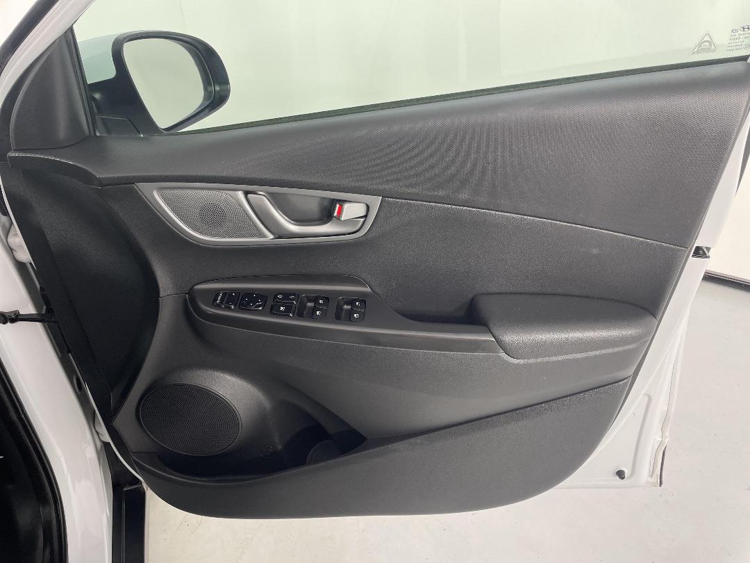 Photo '15' of Hyundai Kona