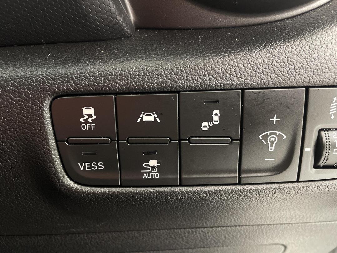 Photo '23' of Hyundai Kona