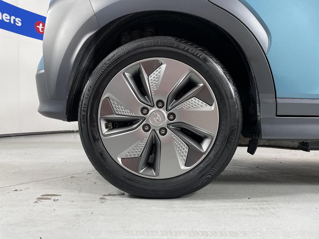 Photo '12' of Hyundai Kona Photo '12' of Hyundai Kona