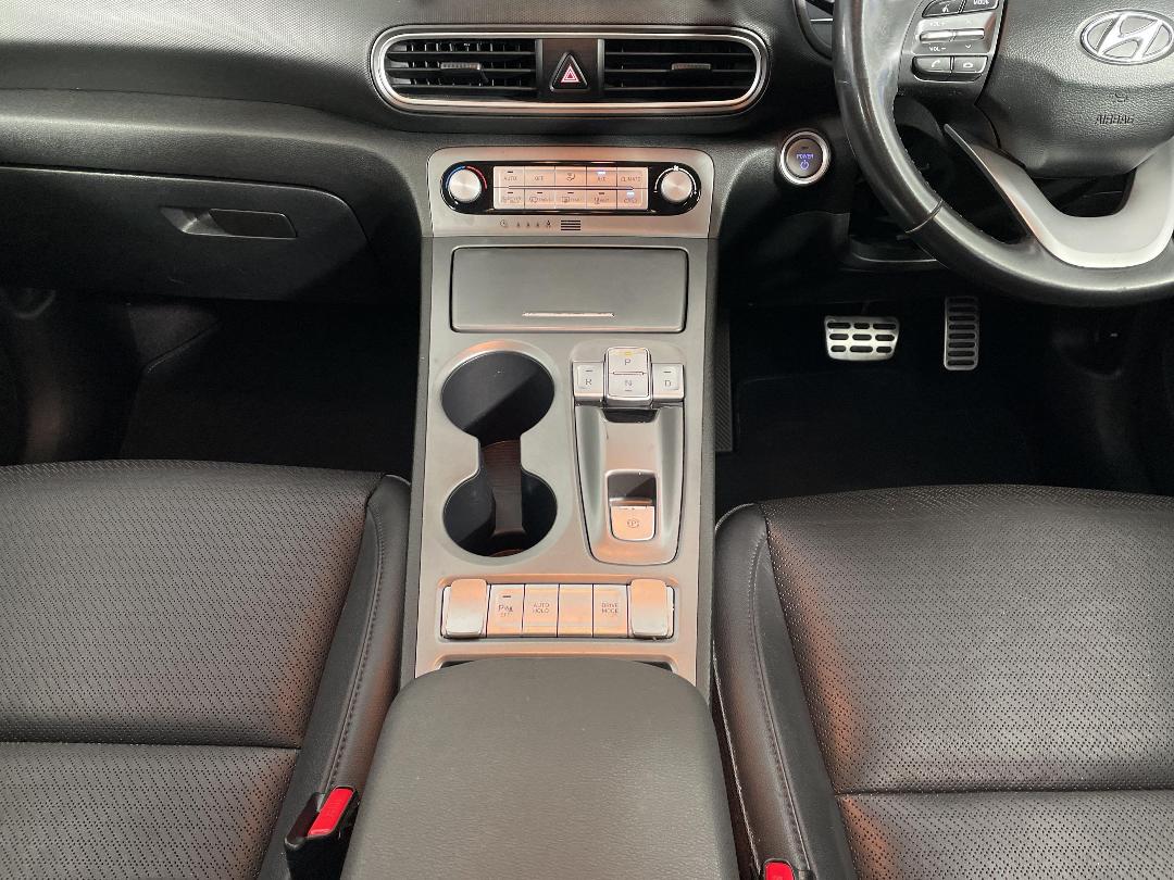 Photo '18' of Hyundai Kona Photo '18' of Hyundai Kona