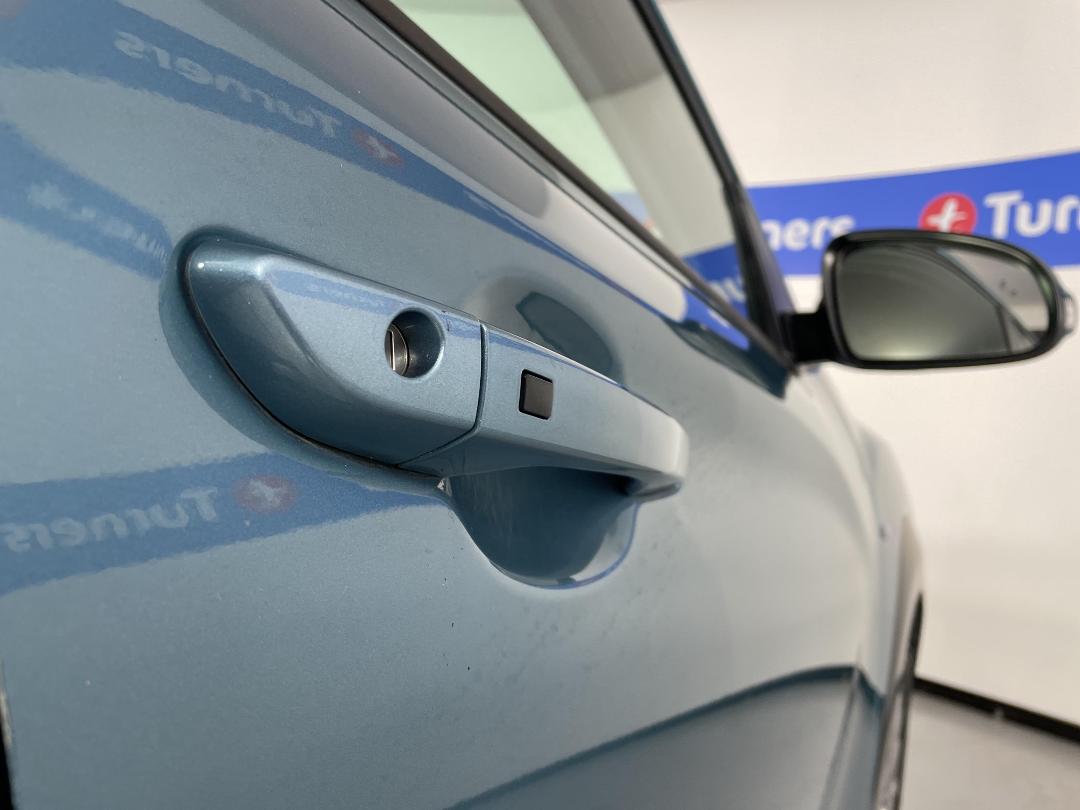 Photo '25' of Hyundai Kona Photo '25' of Hyundai Kona