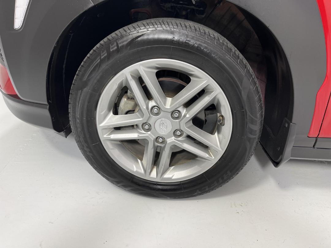 Photo '10' of Hyundai Kona Photo '10' of Hyundai Kona