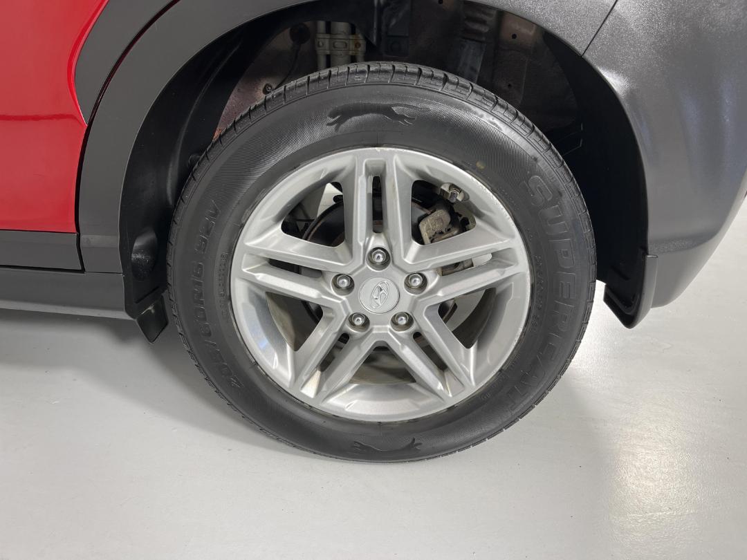 Photo '11' of Hyundai Kona Photo '11' of Hyundai Kona