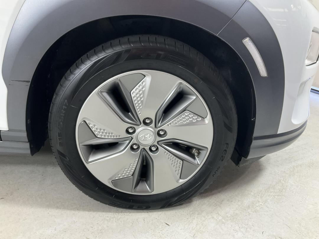 Photo '9' of Hyundai Kona Photo '9' of Hyundai Kona