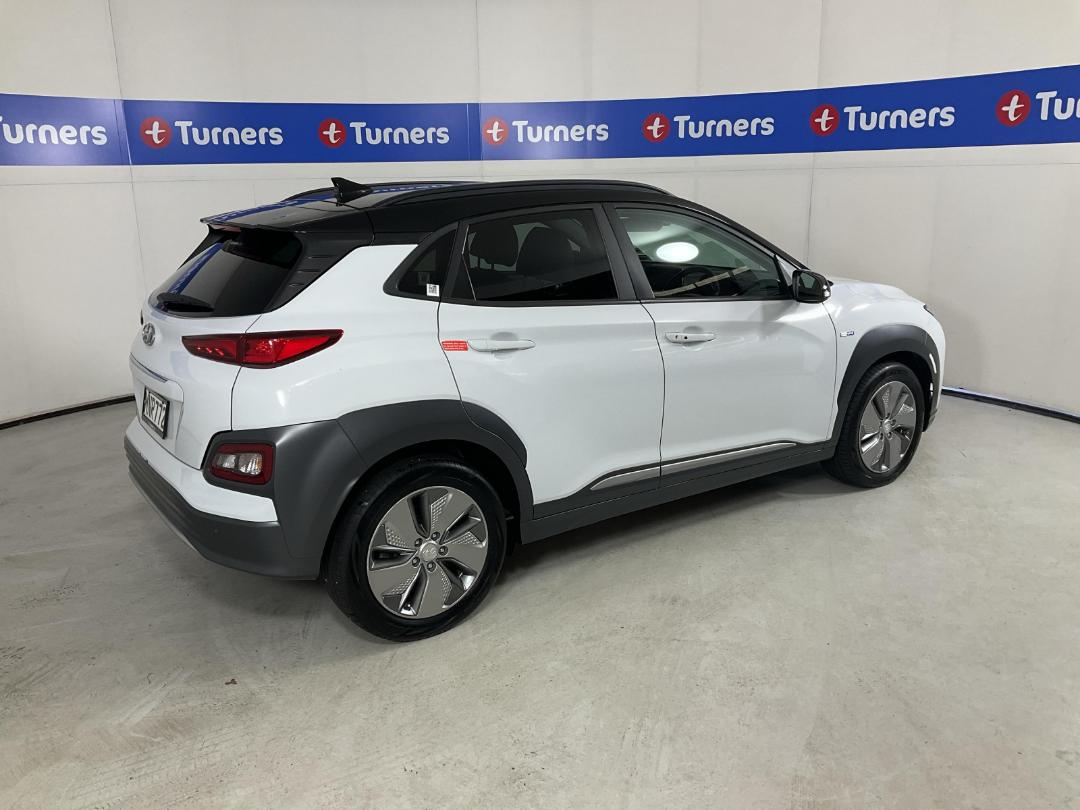 Photo '7' of Hyundai Kona Photo '7' of Hyundai Kona