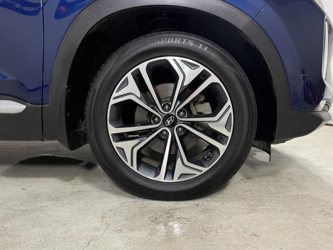 Photo '9' of Hyundai Santa FE Photo '9' of Hyundai Santa FE