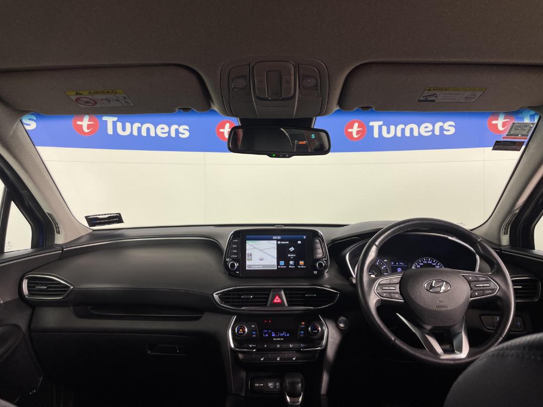 Photo '17' of Hyundai Santa FE Photo '17' of Hyundai Santa FE