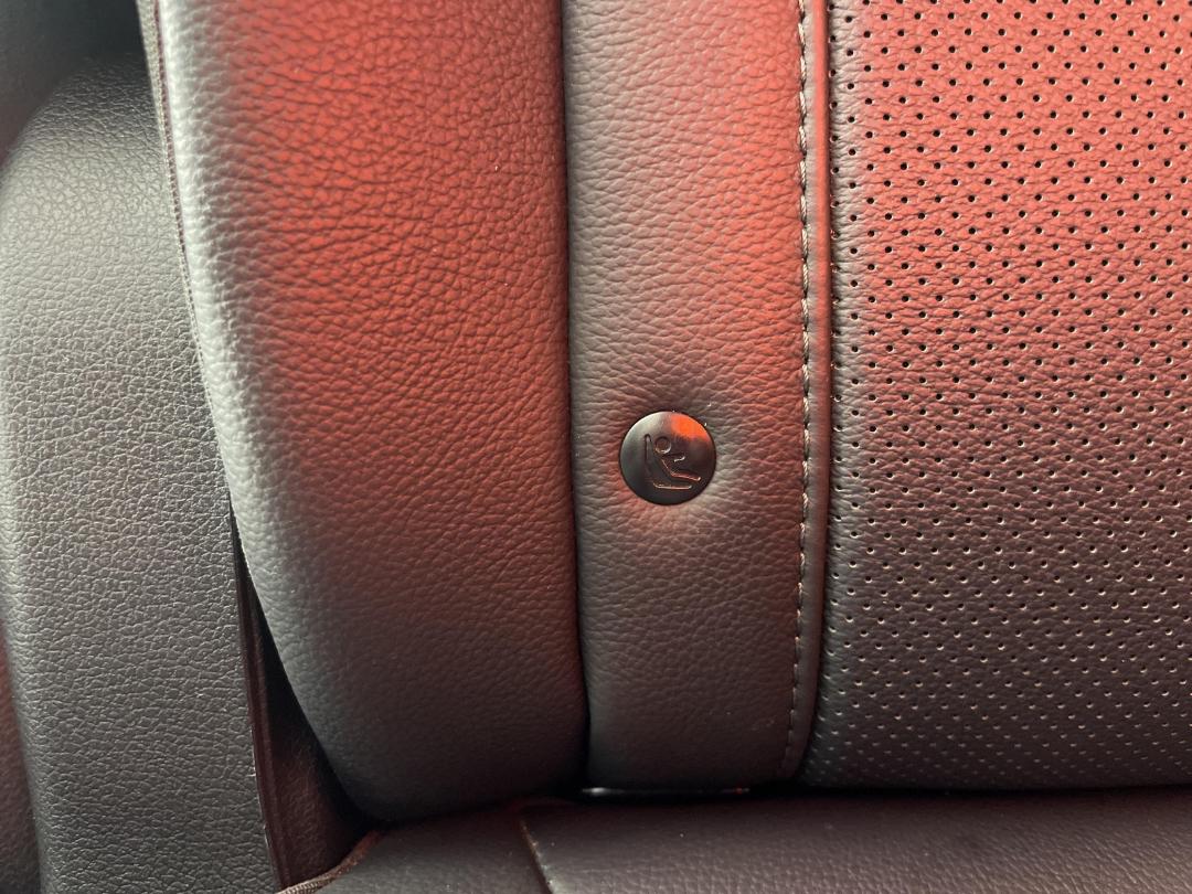 Photo '23' of Hyundai Santa FE Photo '23' of Hyundai Santa FE