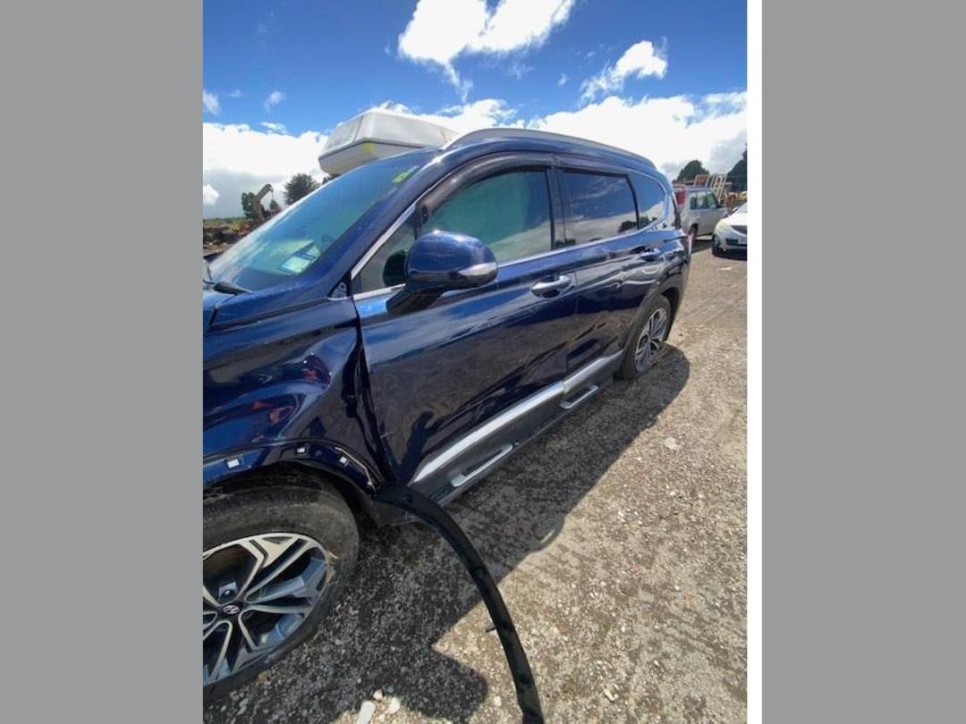 Photo '3' of Hyundai Santa FE TM Limited