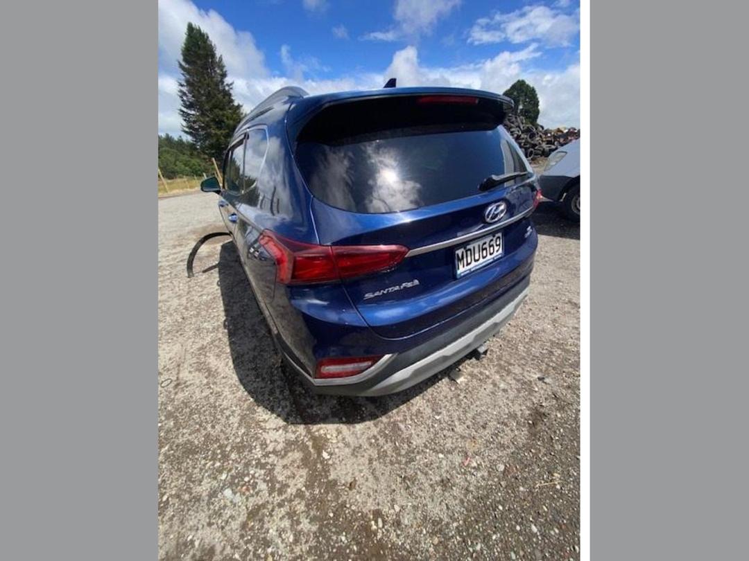 Photo '6' of Hyundai Santa FE TM Limited