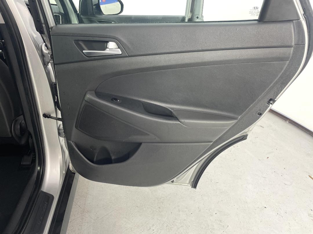 Photo '19' of Hyundai Tucson