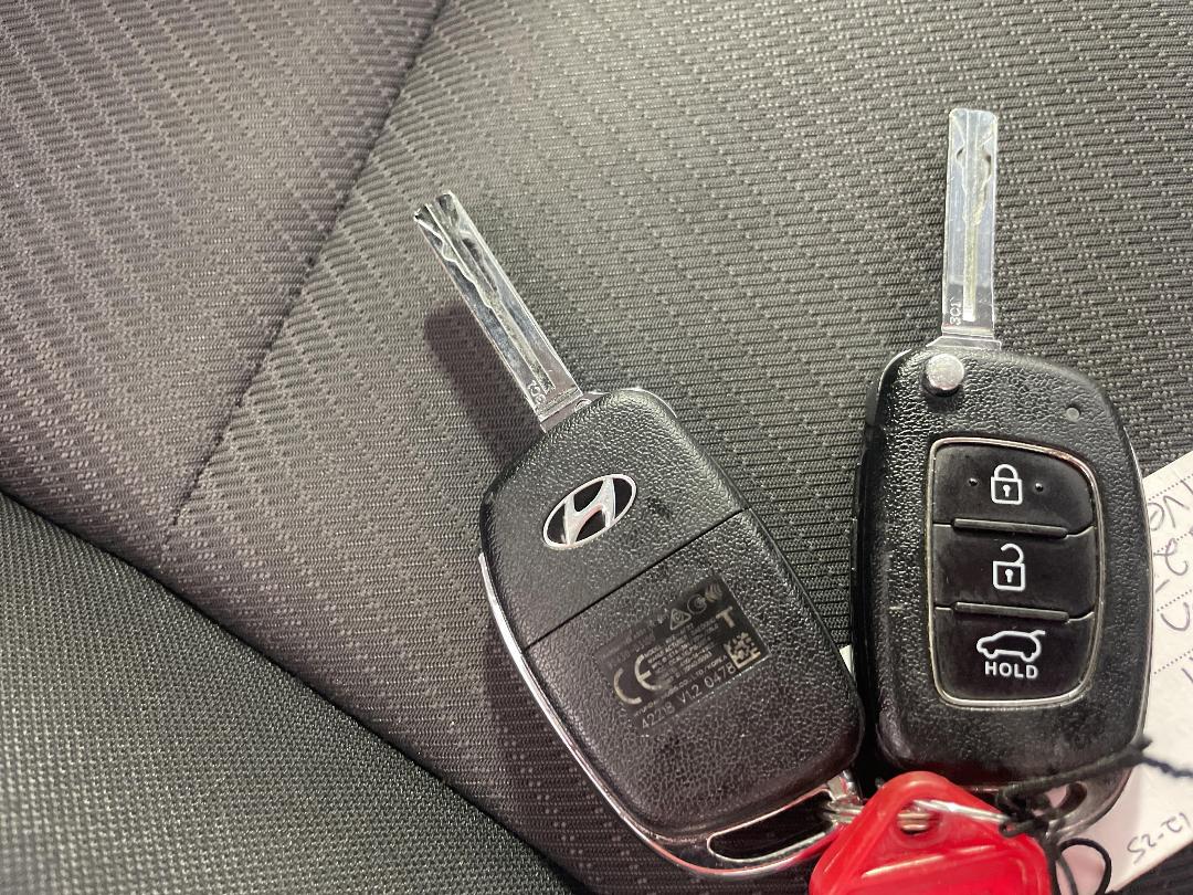 Photo '22' of Hyundai Tucson