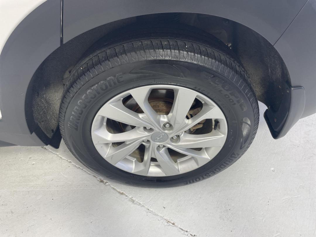 Photo '11' of Hyundai Tucson