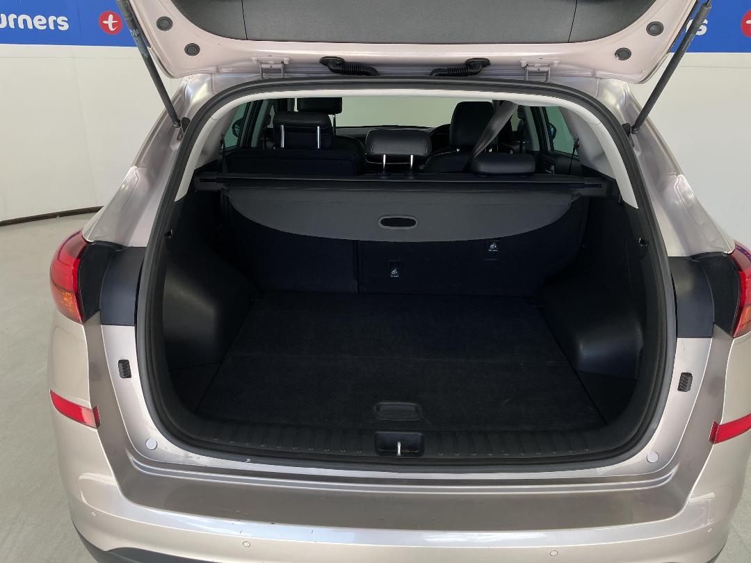 Photo '14' of Hyundai Tucson