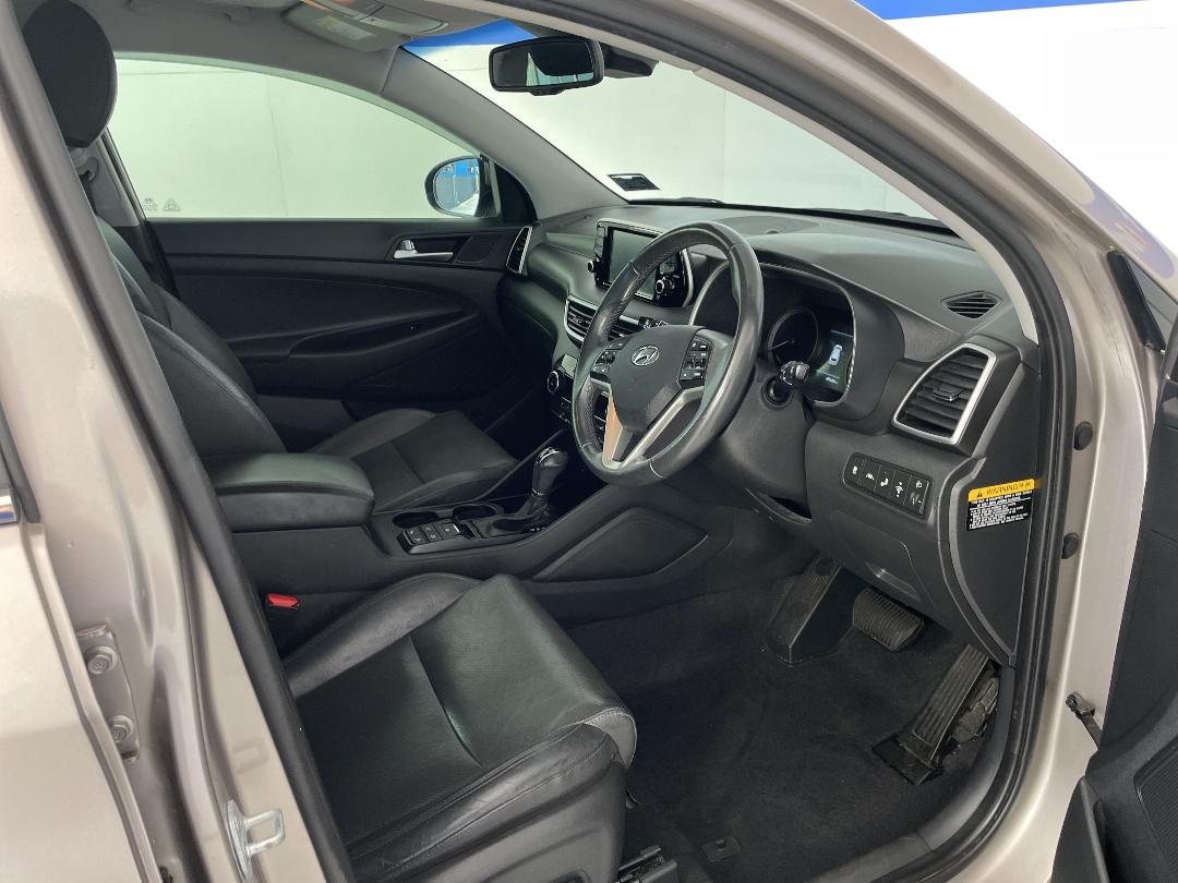 Photo '16' of Hyundai Tucson