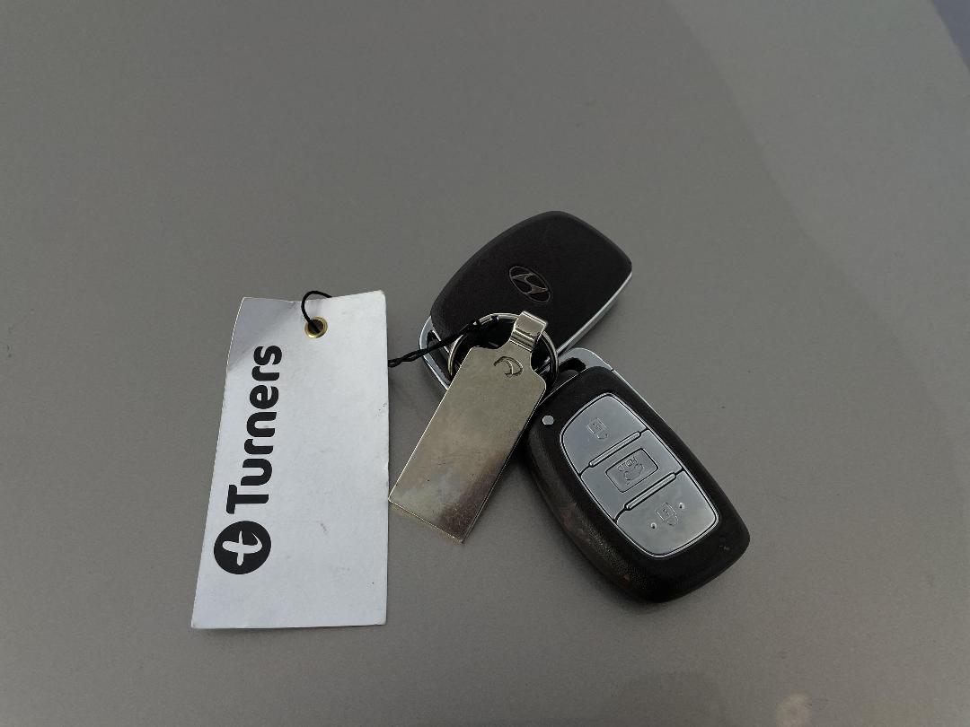 Photo '22' of Hyundai Tucson