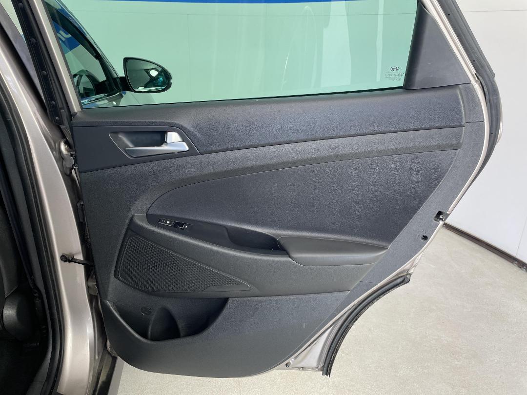 Photo '19' of Hyundai Tucson