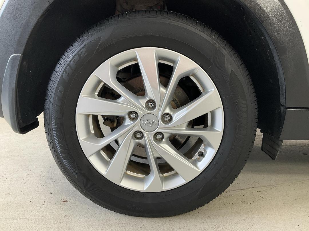 Photo '12' of Hyundai Tucson