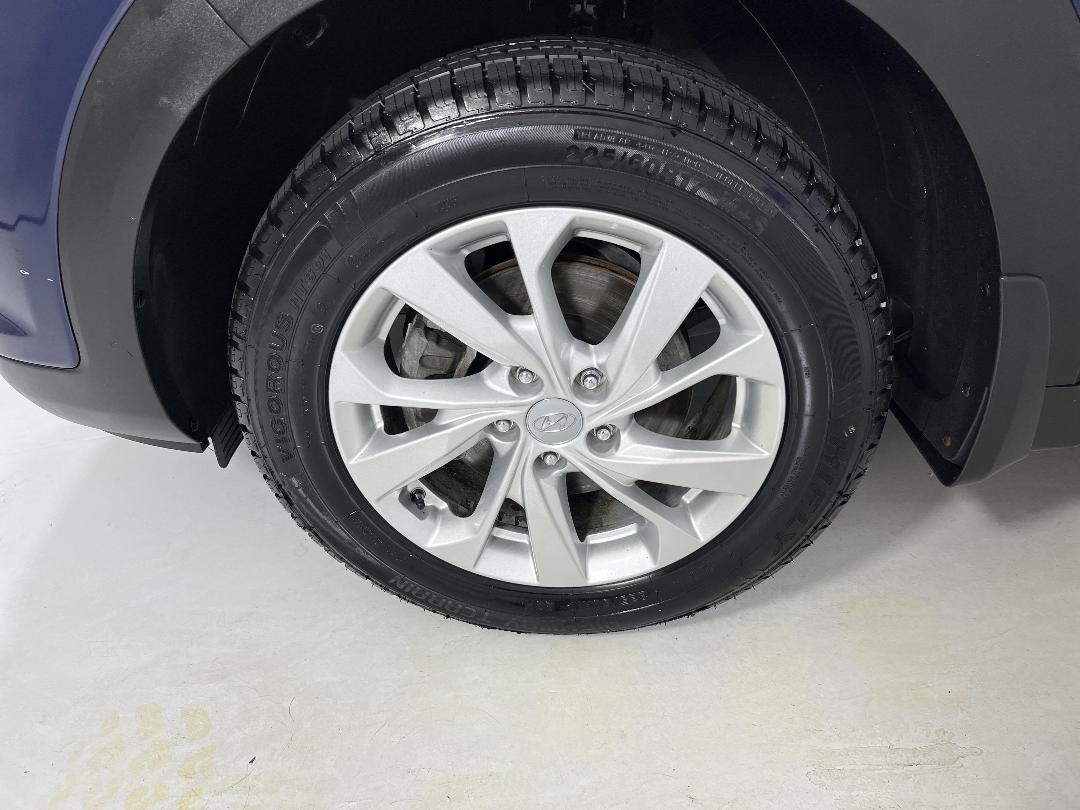 Photo '10' of Hyundai Tucson Photo '10' of Hyundai Tucson