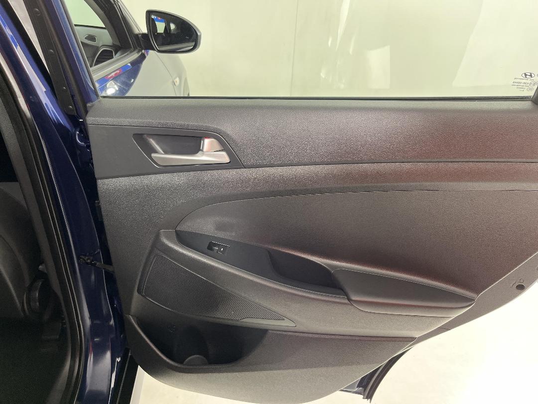 Photo '19' of Hyundai Tucson Photo '19' of Hyundai Tucson