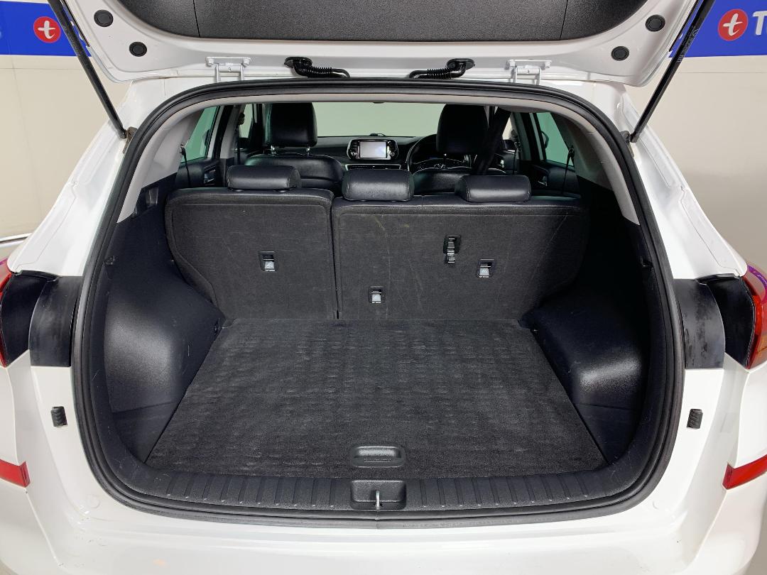 Photo '14' of Hyundai Tucson Photo '14' of Hyundai Tucson