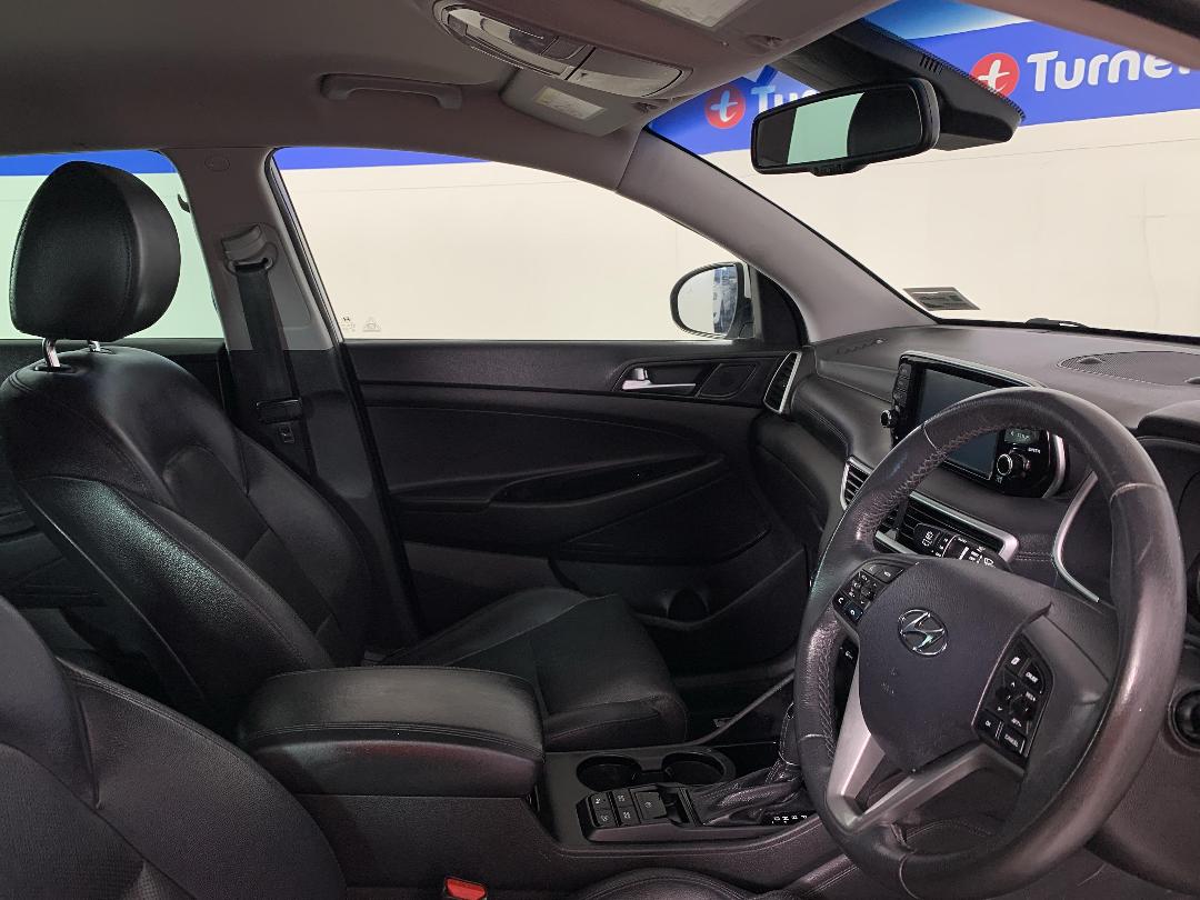 Photo '16' of Hyundai Tucson Photo '16' of Hyundai Tucson