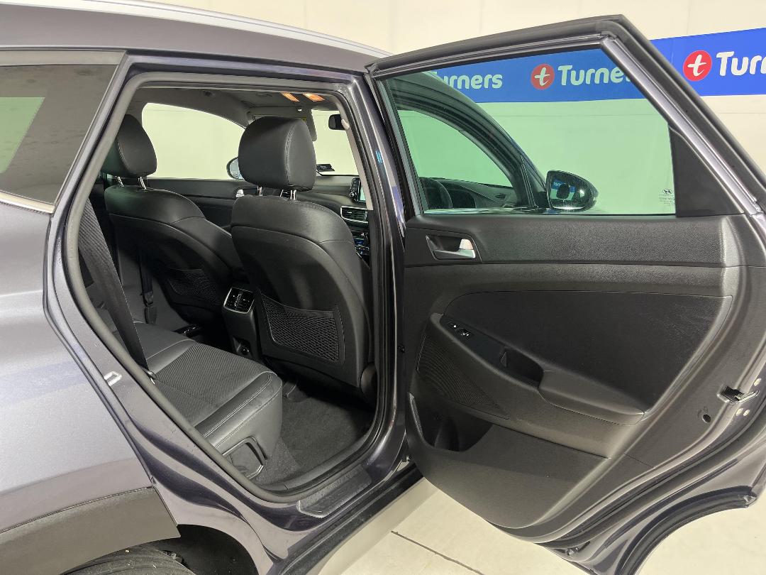 Photo '19' of Hyundai Tucson