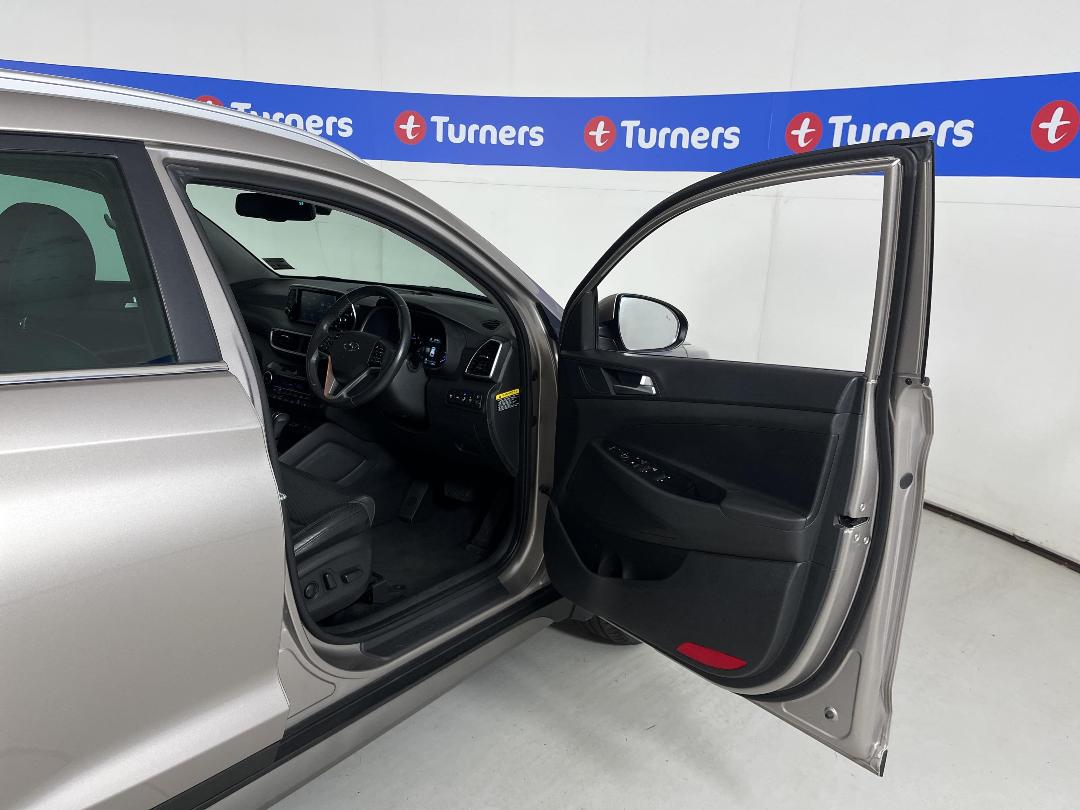 Photo '15' of Hyundai Tucson