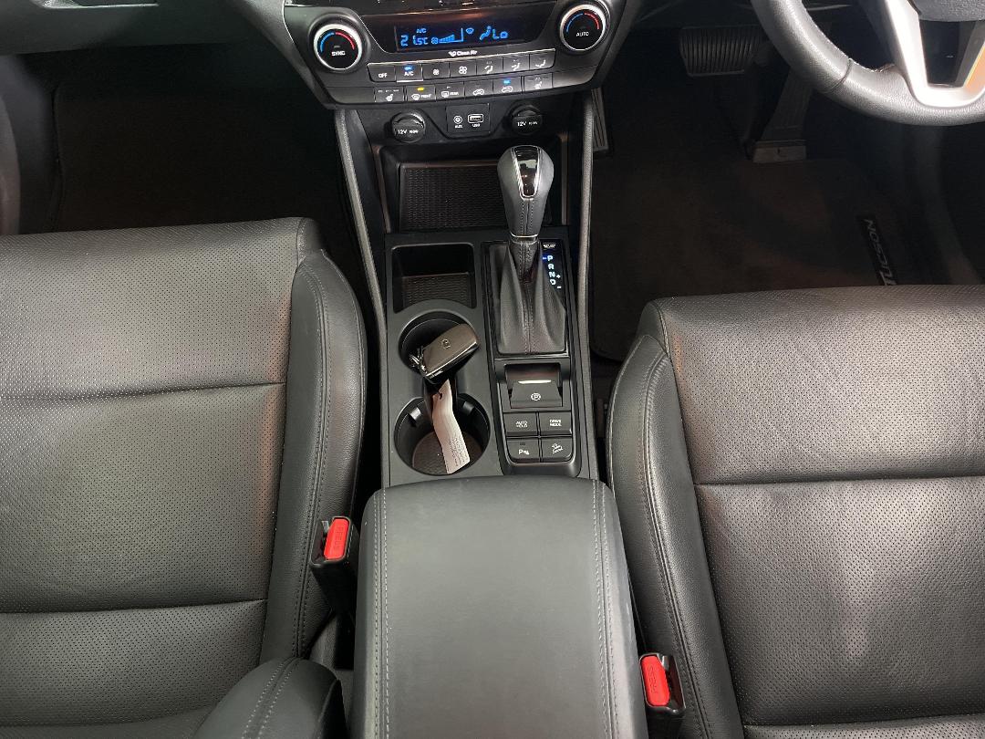 Photo '23' of Hyundai Tucson