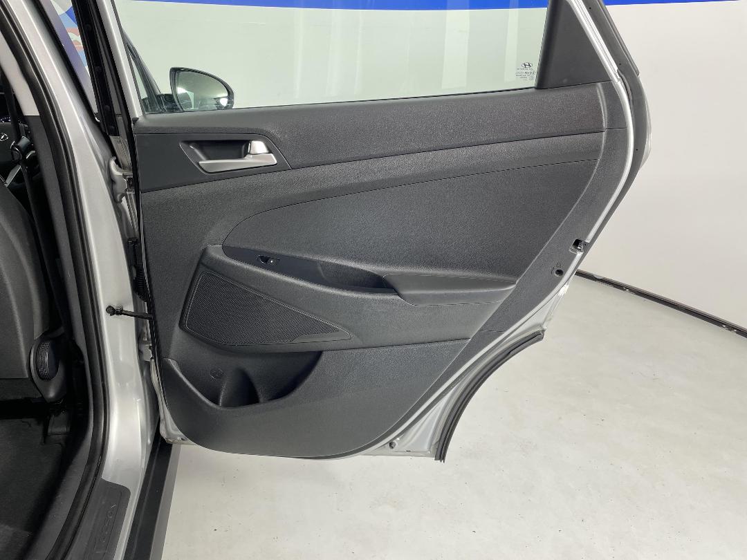 Photo '19' of Hyundai Tucson