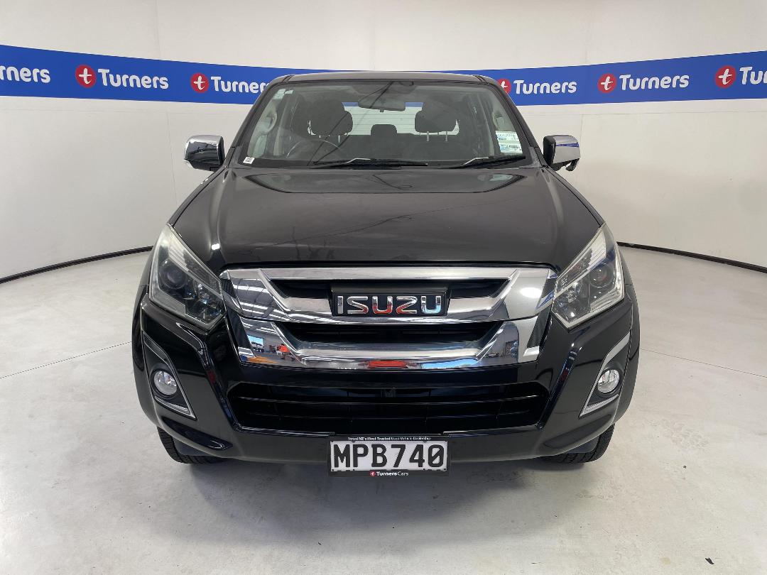 Photo '2' of Isuzu D-MAX Photo '2' of Isuzu D-MAX