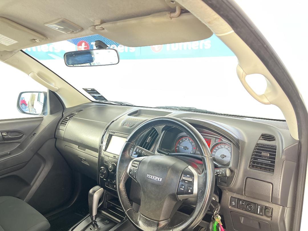 Photo '17' of Isuzu D-MAX