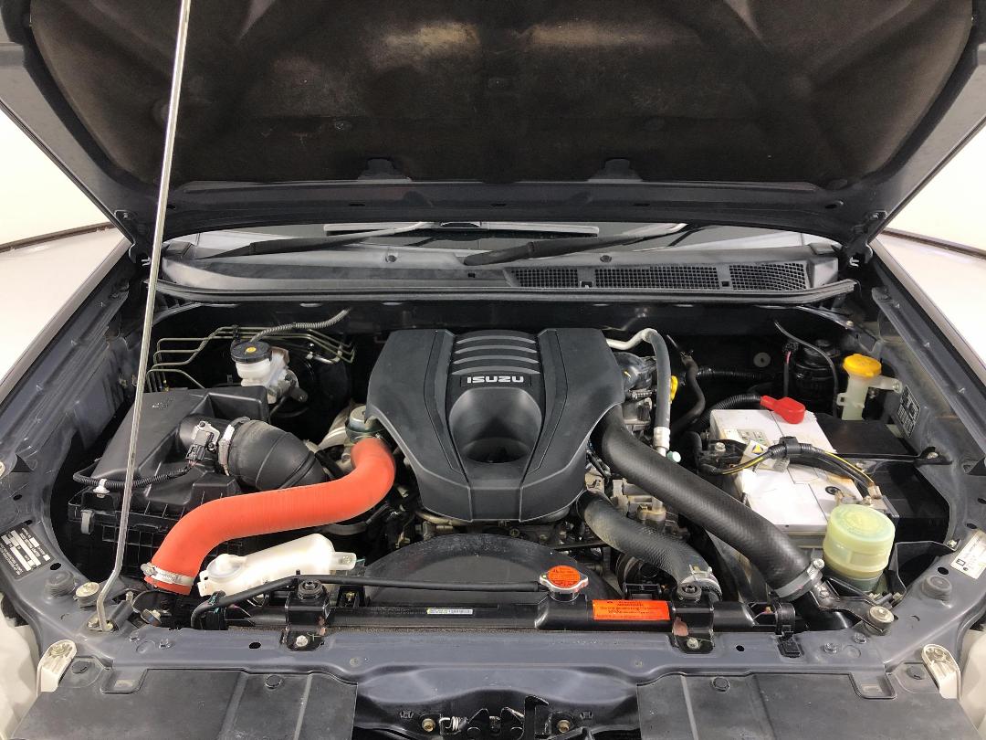 Photo '13' of Isuzu D-MAX Photo '13' of Isuzu D-MAX