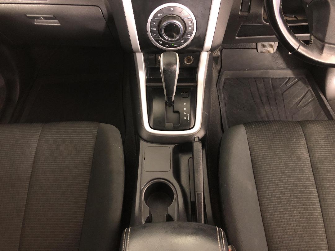 Photo '18' of Isuzu D-MAX Photo '18' of Isuzu D-MAX